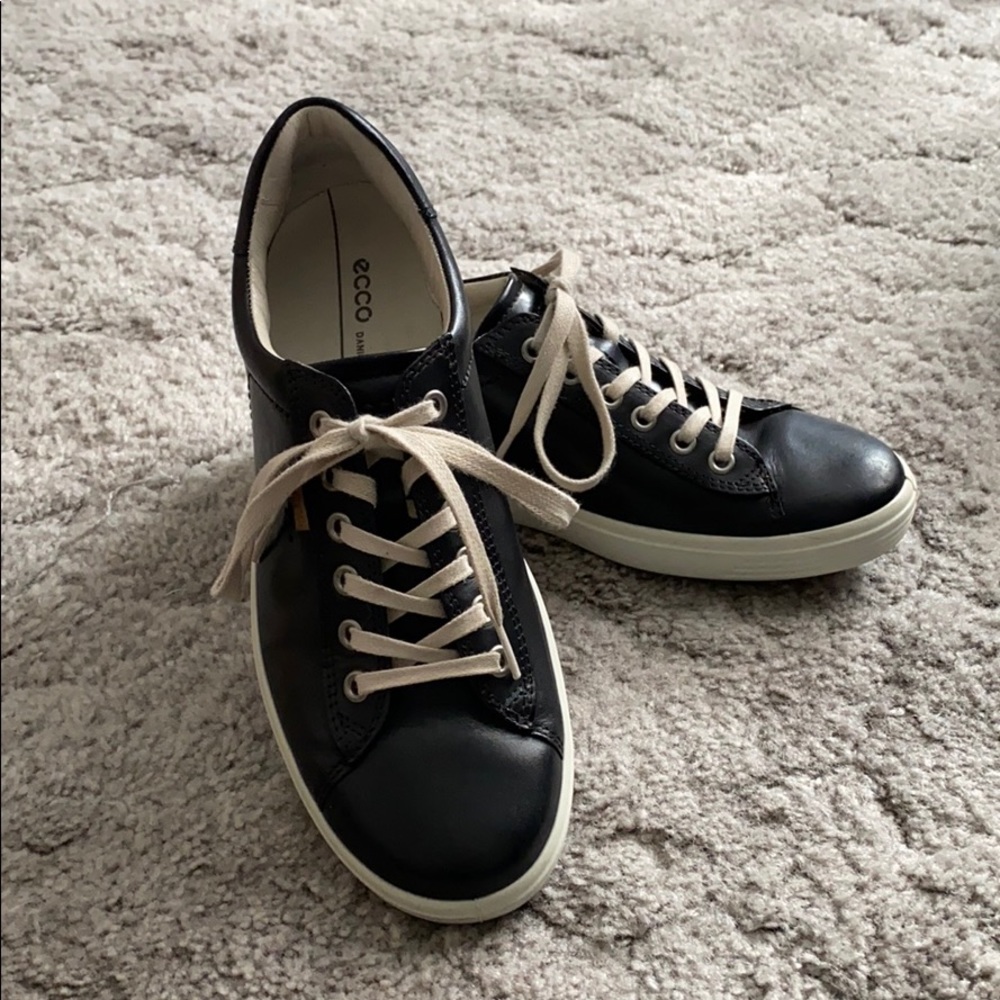 Ecco sneakers